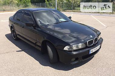 Седан BMW 5 Series 2000 в Дніпрі
