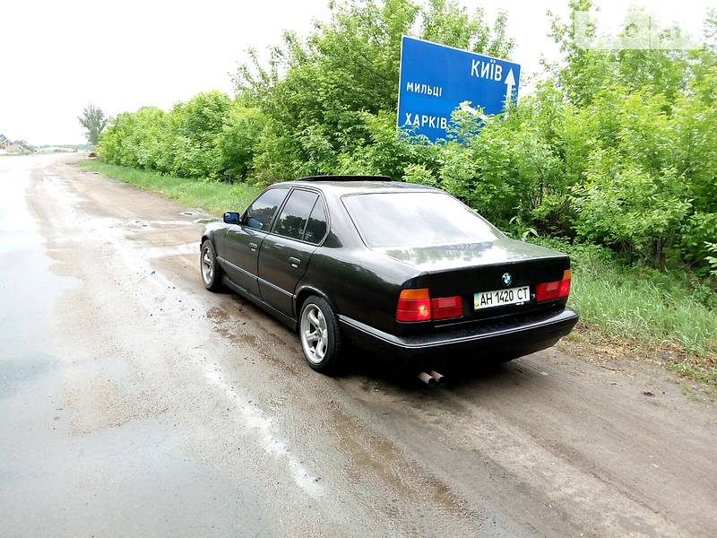 Седан BMW 5 Series 1993 в Полтаве