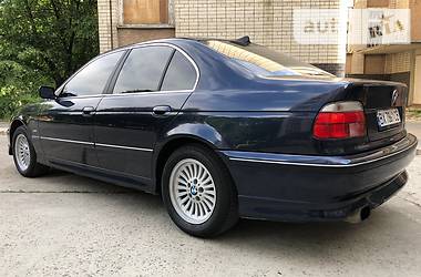  BMW 5 Series 2000 в Нетешине