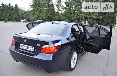 Седан BMW 5 Series 2004 в Рівному