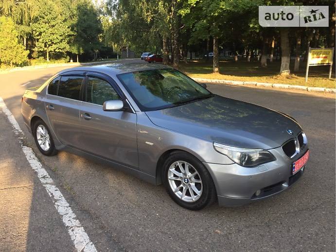 Седан BMW 5 Series 2004 в Черновцах