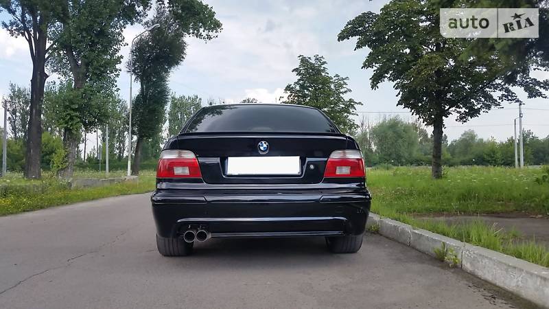 Седан BMW 5 Series 2000 в Львові