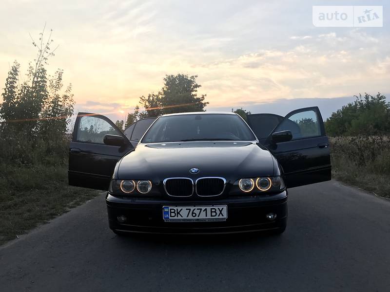 BMW 5 Series 2003 в Дубно
