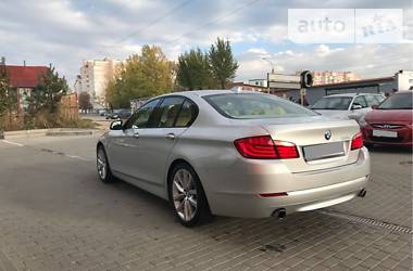 Седан BMW 5 Series 2011 в Львові