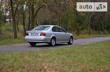 Седан BMW 5 Series 2001 в Ровно