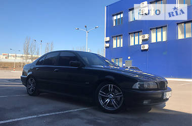 Седан BMW 5 Series 1999 в Киеве