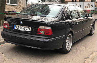 Седан BMW 5 Series 2001 в Киеве