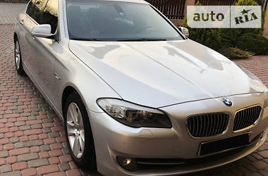 Седан BMW 5 Series 2012 в Черновцах