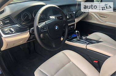 Седан BMW 5 Series 2010 в Ужгороде