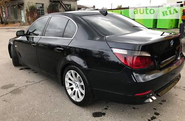 Седан BMW 5 Series 2004 в Славуте