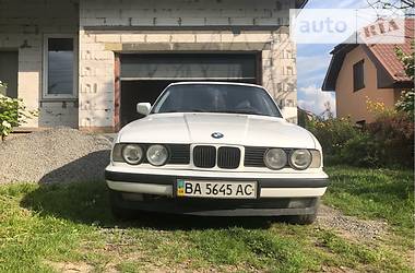 Седан BMW 5 Series 1988 в Вінниці