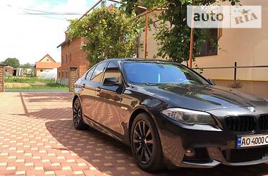 Седан BMW 5 Series 2013 в Иршаве