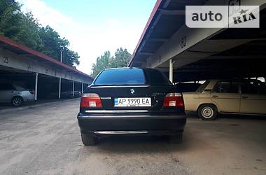 Седан BMW 5 Series 1999 в Запорожье