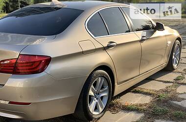 Седан BMW 5 Series 2012 в Днепре