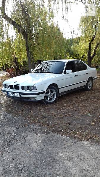 Седан BMW 5 Series 1989 в Ивано-Франковске