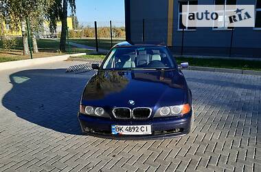Седан BMW 5 Series 1998 в Изяславе