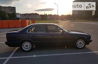Седан BMW 5 Series 1994 в Каменец-Подольском
