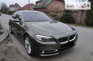 Седан BMW 5 Series 2015 в Луцке