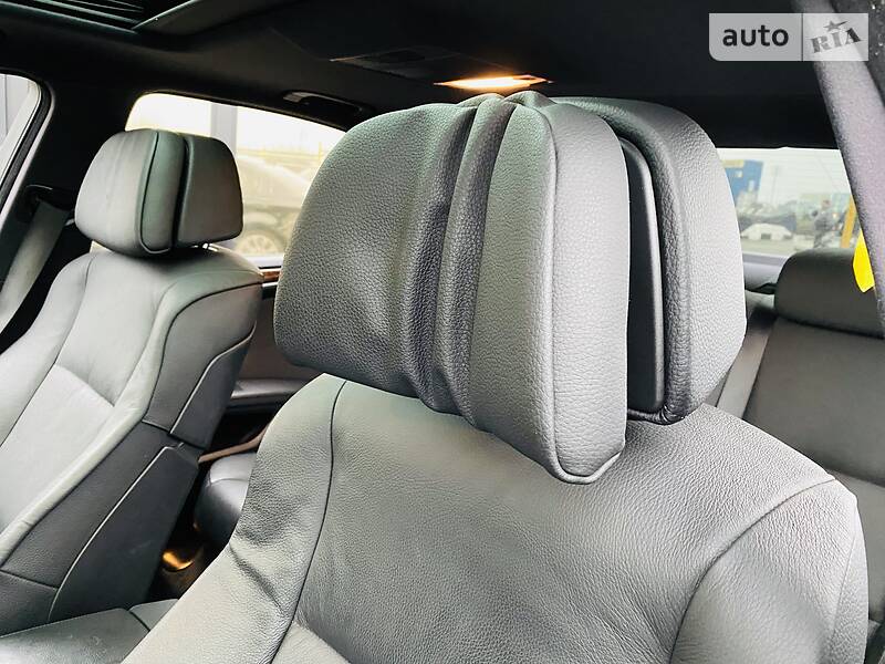 Седан BMW 5 Series 2009 в Харкові