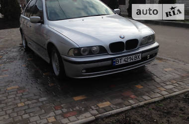 Седан BMW 5 Series 2000 в 