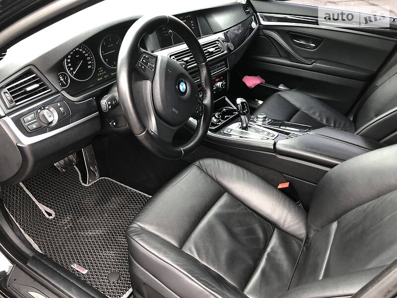 Седан BMW 5 Series 2011 в Миколаєві