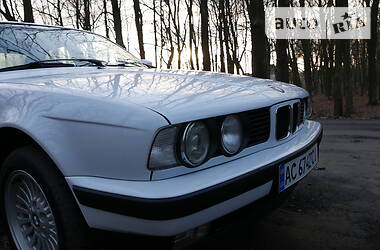 Седан BMW 5 Series 1988 в 