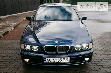 Седан BMW 5 Series 2000 в Луцке