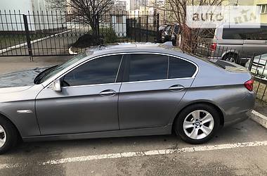 Седан BMW 5 Series 2012 в 
