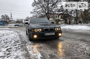 Седан BMW 5 Series 2001 в 
