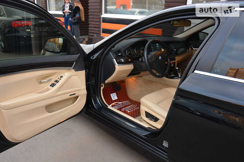 Седан BMW 5 Series 2012 в Одесі