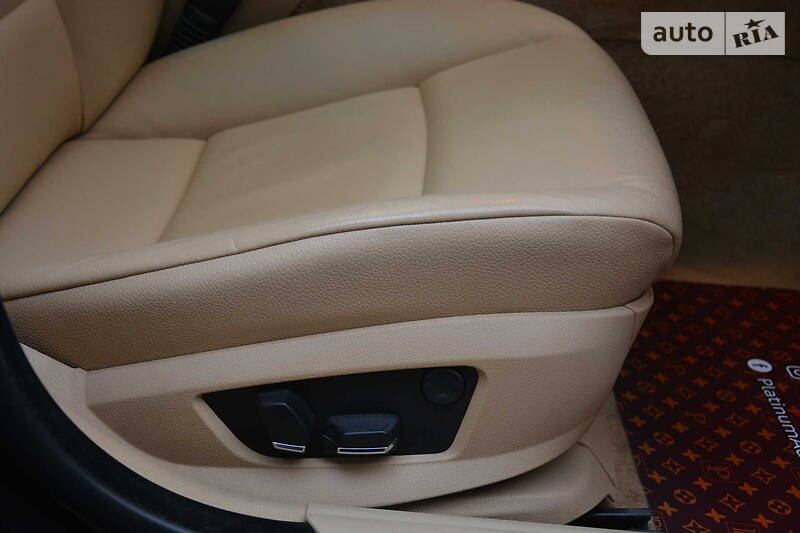 Седан BMW 5 Series 2012 в Одесі