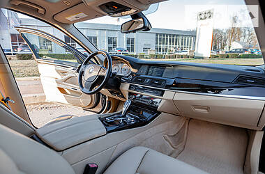 Седан BMW 5 Series 2012 в 