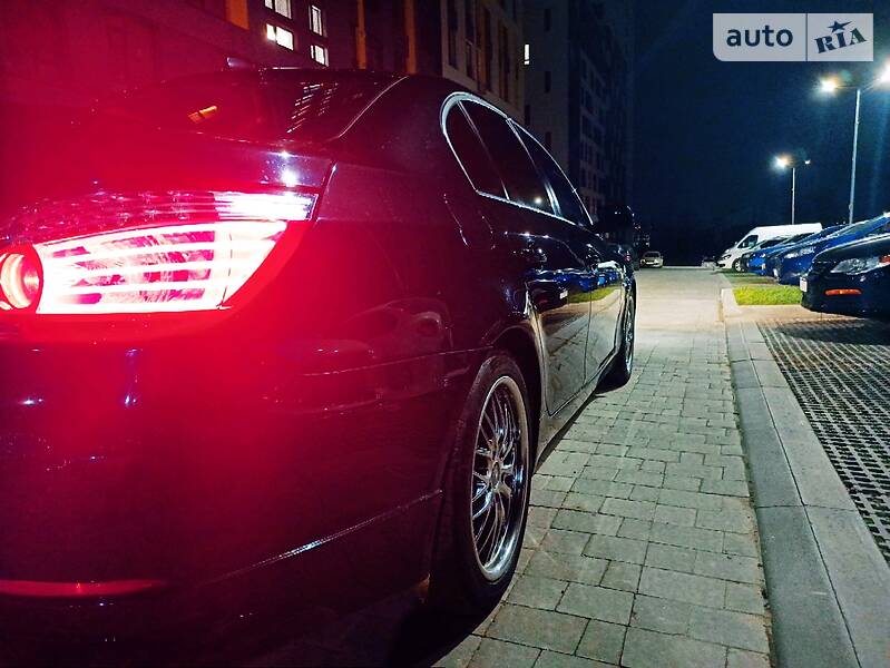 Седан BMW 5 Series 2008 в Львове