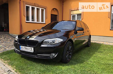 Універсал BMW 5 Series 2011 в 