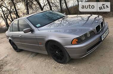Седан BMW 5 Series 2000 в 