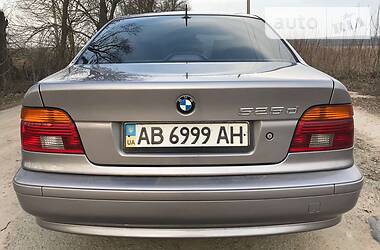 Седан BMW 5 Series 2000 в 