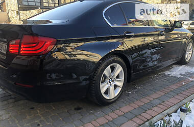 Седан BMW 5 Series 2012 в 