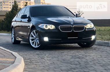 Седан BMW 5 Series 2012 в 