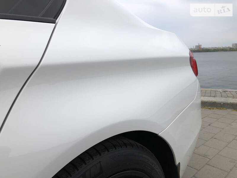 Седан BMW 5 Series 2012 в Дніпрі фото 23 Седан BMW 5 Series 2012 в Дніпрі