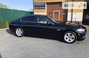 Седан BMW 5 Series 2012 в 