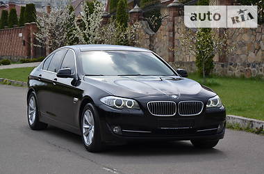 Седан BMW 5 Series 2012 в 