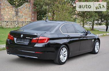 Седан BMW 5 Series 2012 в 
