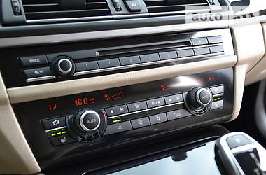 Седан BMW 5 Series 2012 в 