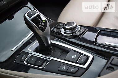Седан BMW 5 Series 2012 в 