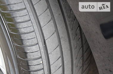 Седан BMW 5 Series 2012 в 