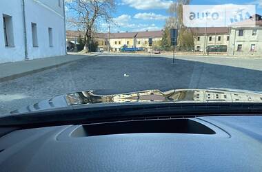 Седан BMW 5 Series 2012 в 