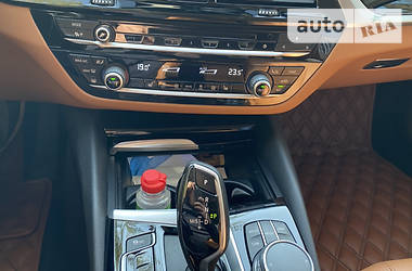 Седан BMW 5 Series 2018 в 