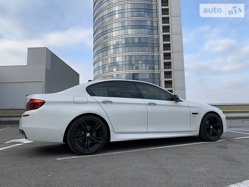 Седан BMW 5 Series 2016 в 