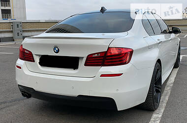 Седан BMW 5 Series 2016 в 