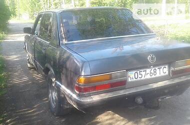 Седан BMW 5 Series 1986 в Черновцах